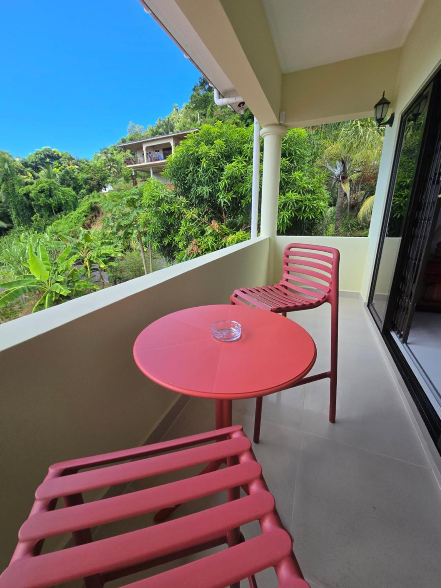 Emma'S Guest House And Self-Catering Au Cap Exterior photo